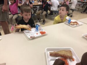 60353639_2370725592948605_6468631947944919040_n